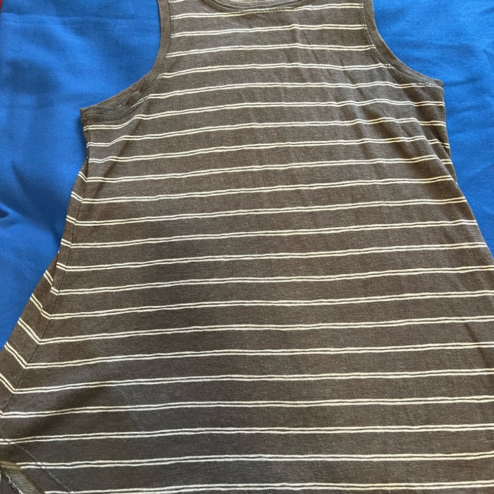 Athleta Gray and White Breezy Tank